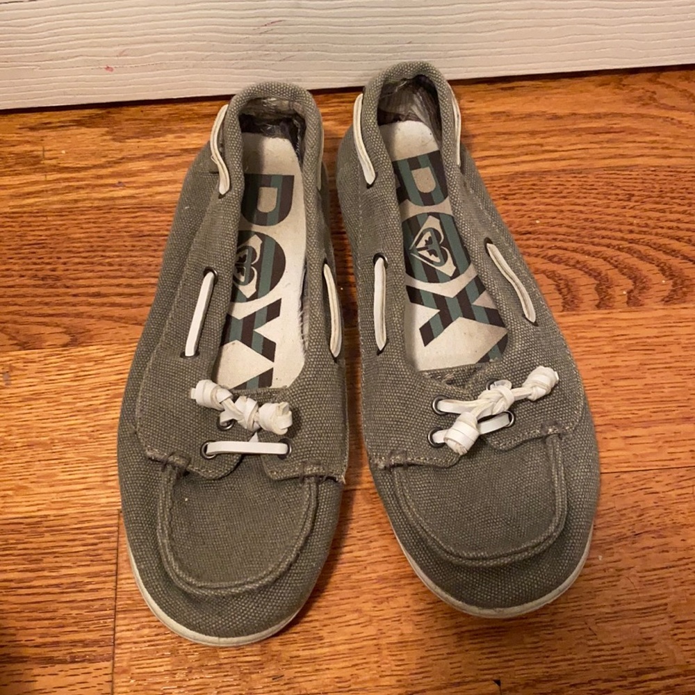 Roxy shoes!